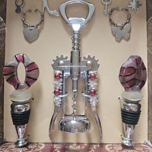 Wild Eye Designs 9 Piece Wine Set